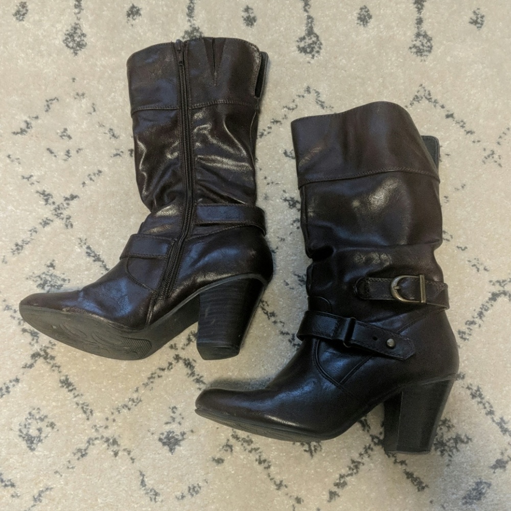Mid-Calf brown boots